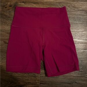 Lululemon Wunder Train Short size 6 6”